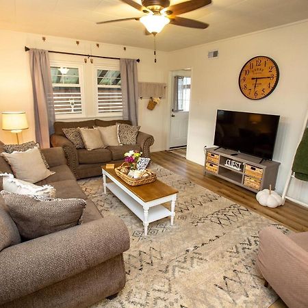 Cheerful 2 Bedroom Cottage On 5Th Decatur Exterior foto